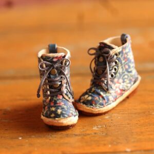 Basic boots